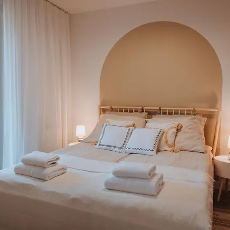 Nadmorski D39 Porto Appartement
